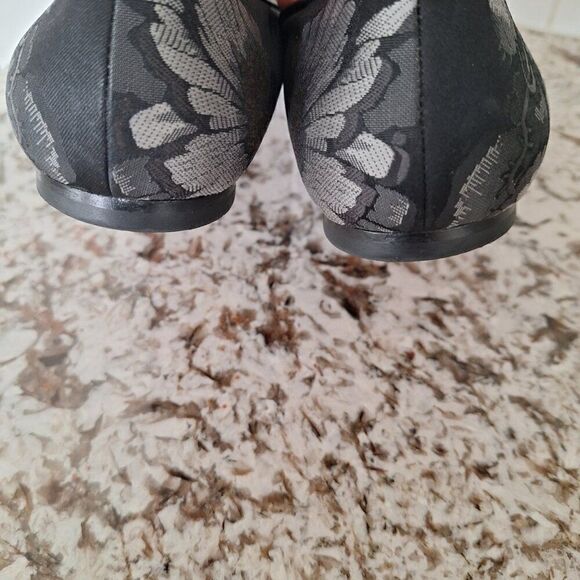 Alexander McQueen Silk Black floral print Loafer Flats size 39 - Picture 5 of 13